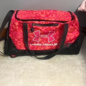 UNDER ARMOUR pink gym bag